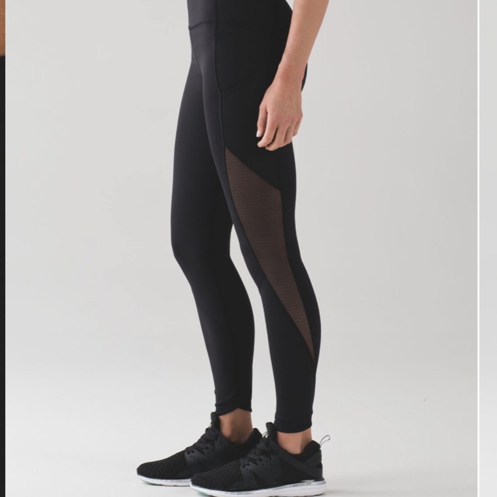 Lululemon flower mesh leggings 25”